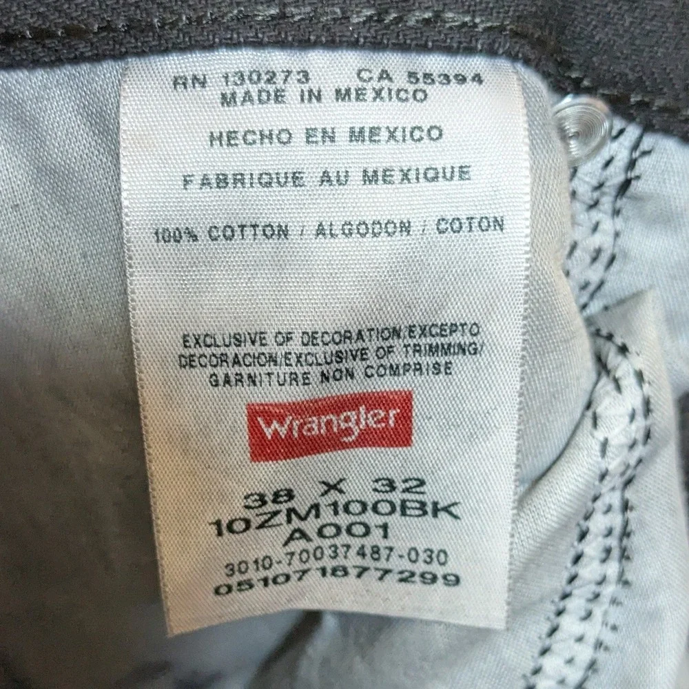 Wrangler‎ Authentics Mens Black Straight Leg Jeans 38x32 Western Workwear NWT